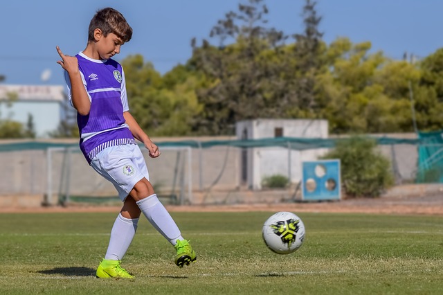 羽毛球世界冠军进校园!青岛启元学校校园内掀起运动热潮.